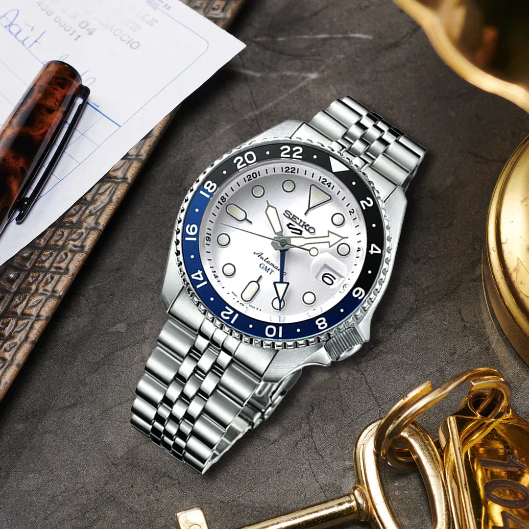 Seiko 5 Sports GMT - "White Batman" - SBSC17 (New)