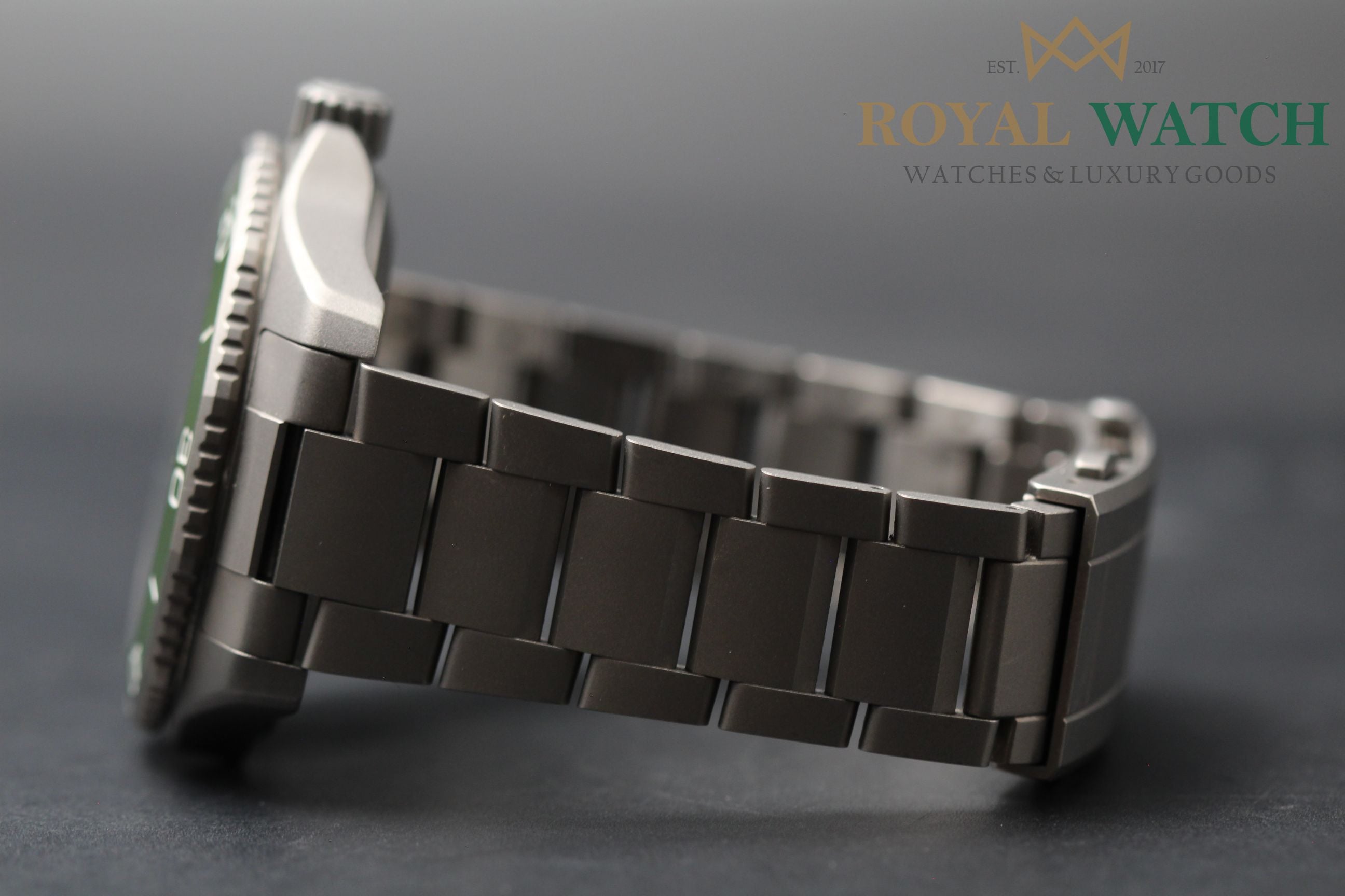 Tag Heuer Aquaracer Professional 300 - WBP208B.BF0631 (Pre-Owned)