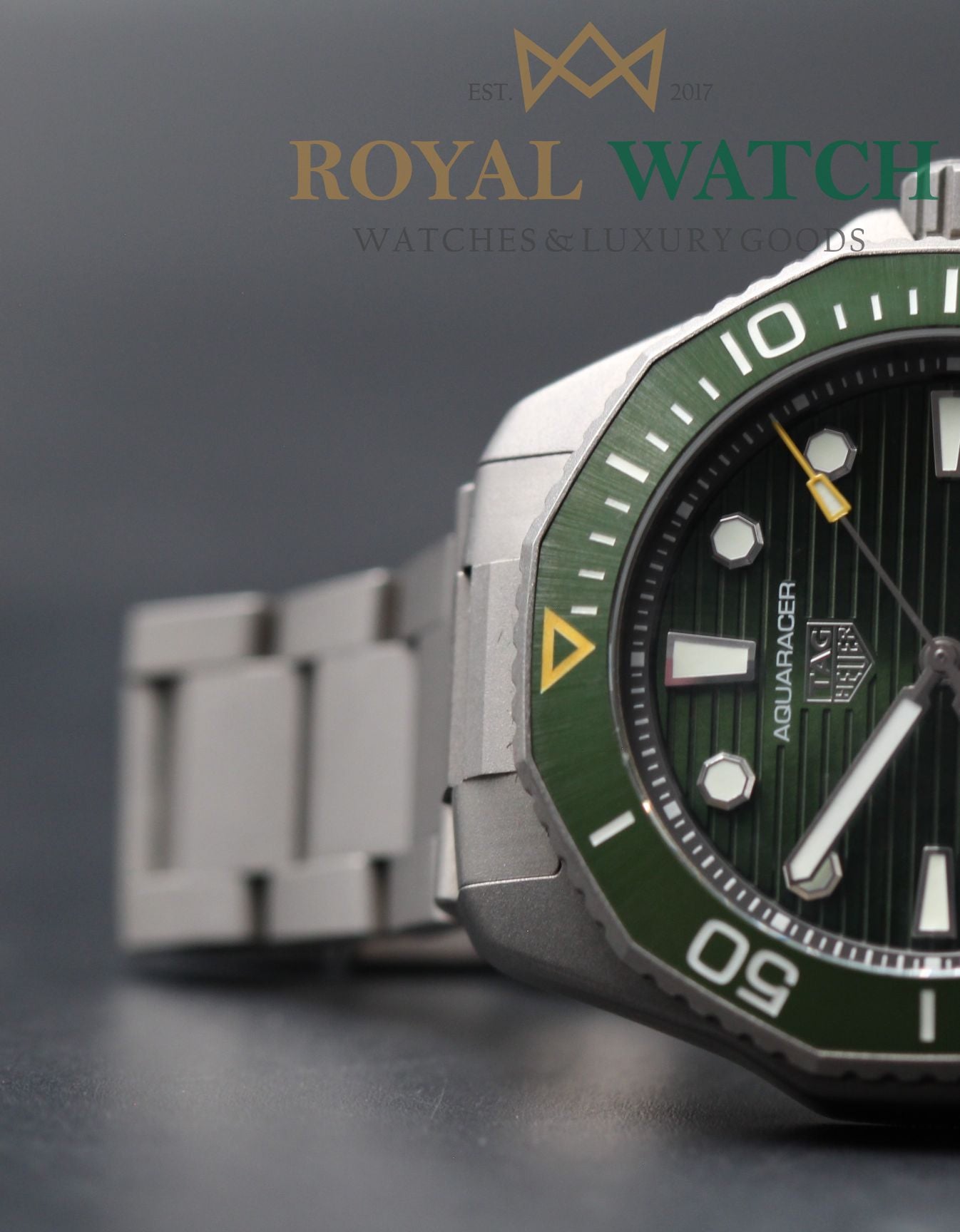 Tag Heuer Aquaracer Professional 300 - WBP208B.BF0631 (Pre-Owned)