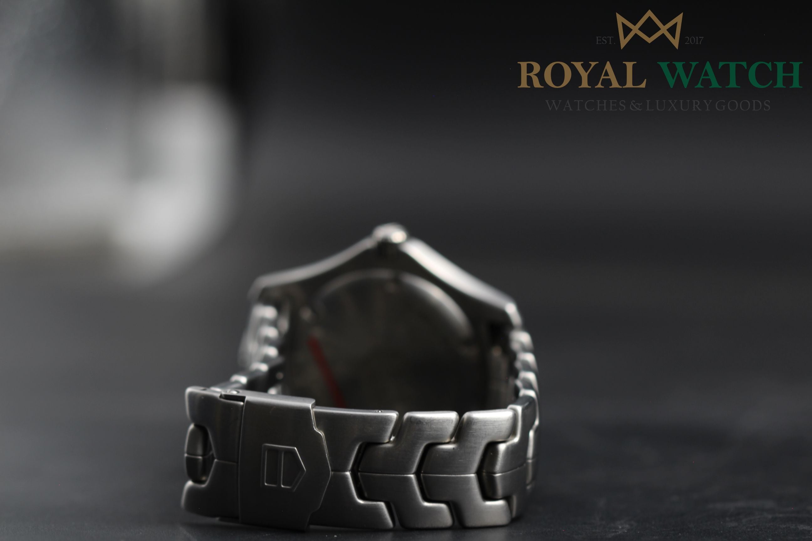 Tag Heuer Link Quartz 39mm - WJ1111.BA0570 (Pre-Owned)