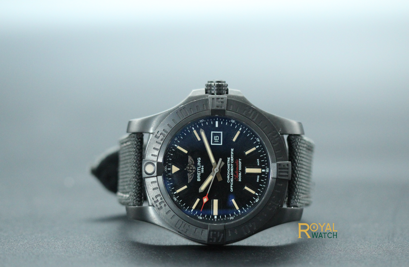 Breitling Avenger Blackbird (Pre-Owned)