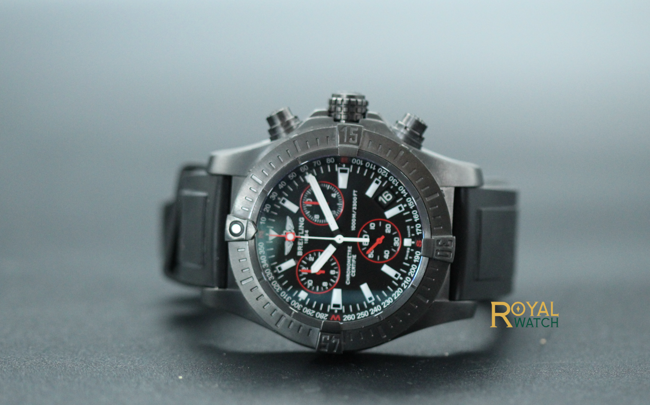 Breitling Avenger Seawolf Blacksteel (Pre-Owned)