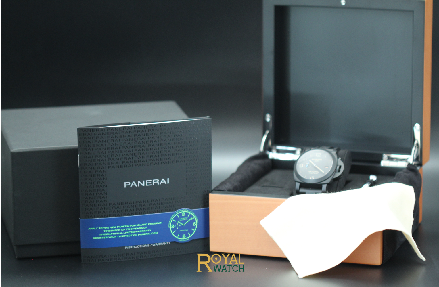 Panerai Luminor 3 Day GMT (Pre-Owned)