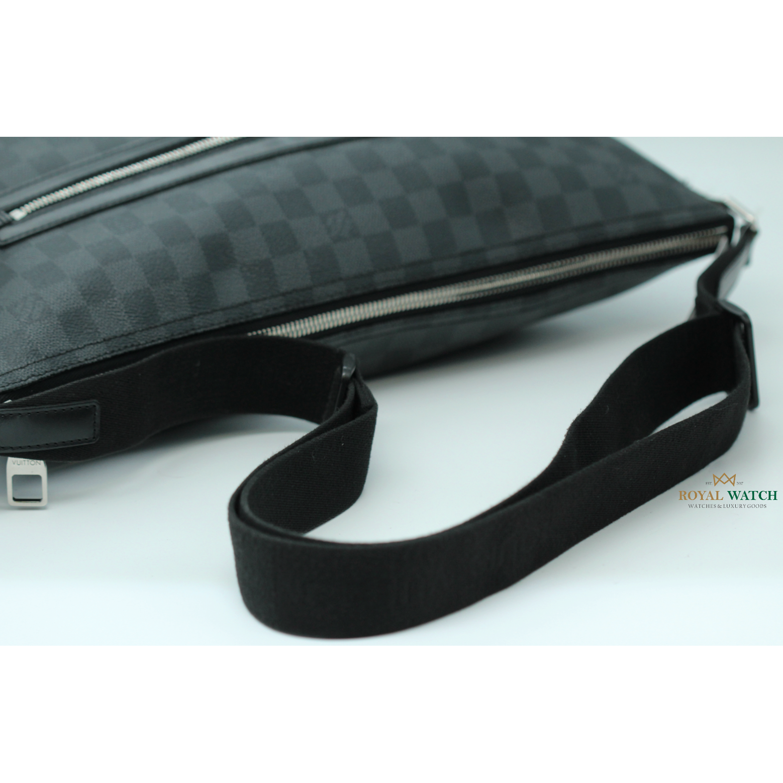 Louis Vuitton Damier Graphite Mick MM (Pre-Owned)