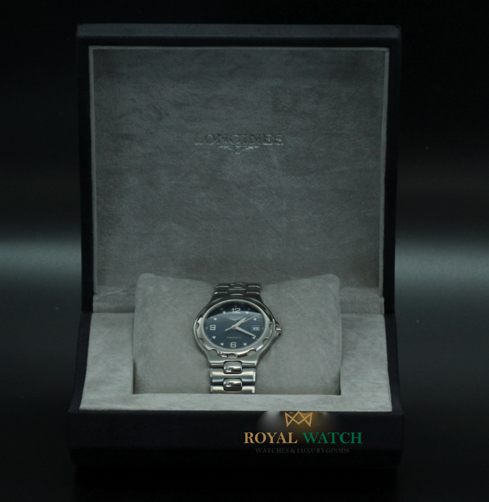 Longines Conquest Quartz (Pre-Owned)