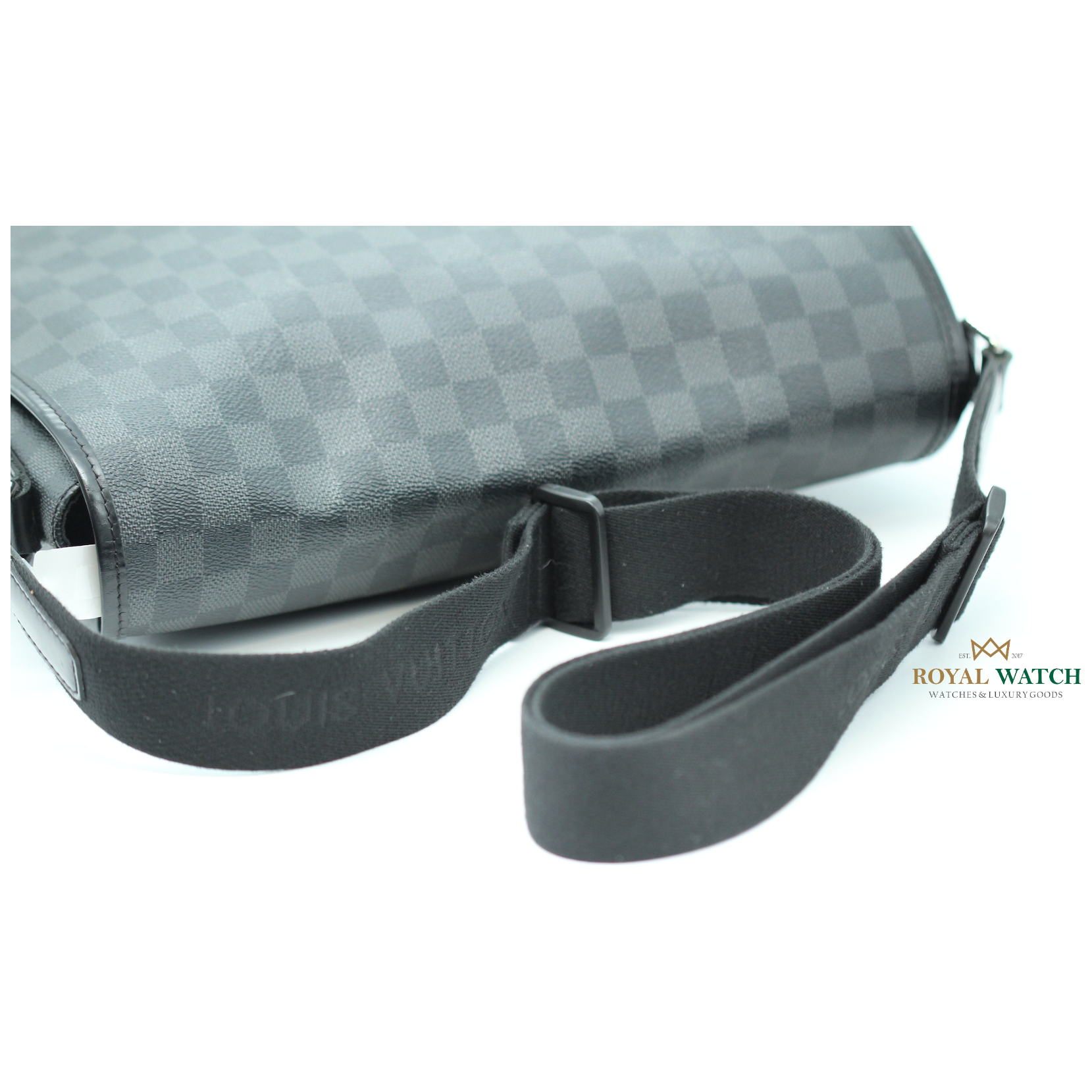 Louis Vuitton Daniel MM Crossbody Shoulder Bag (Pre-Owned)