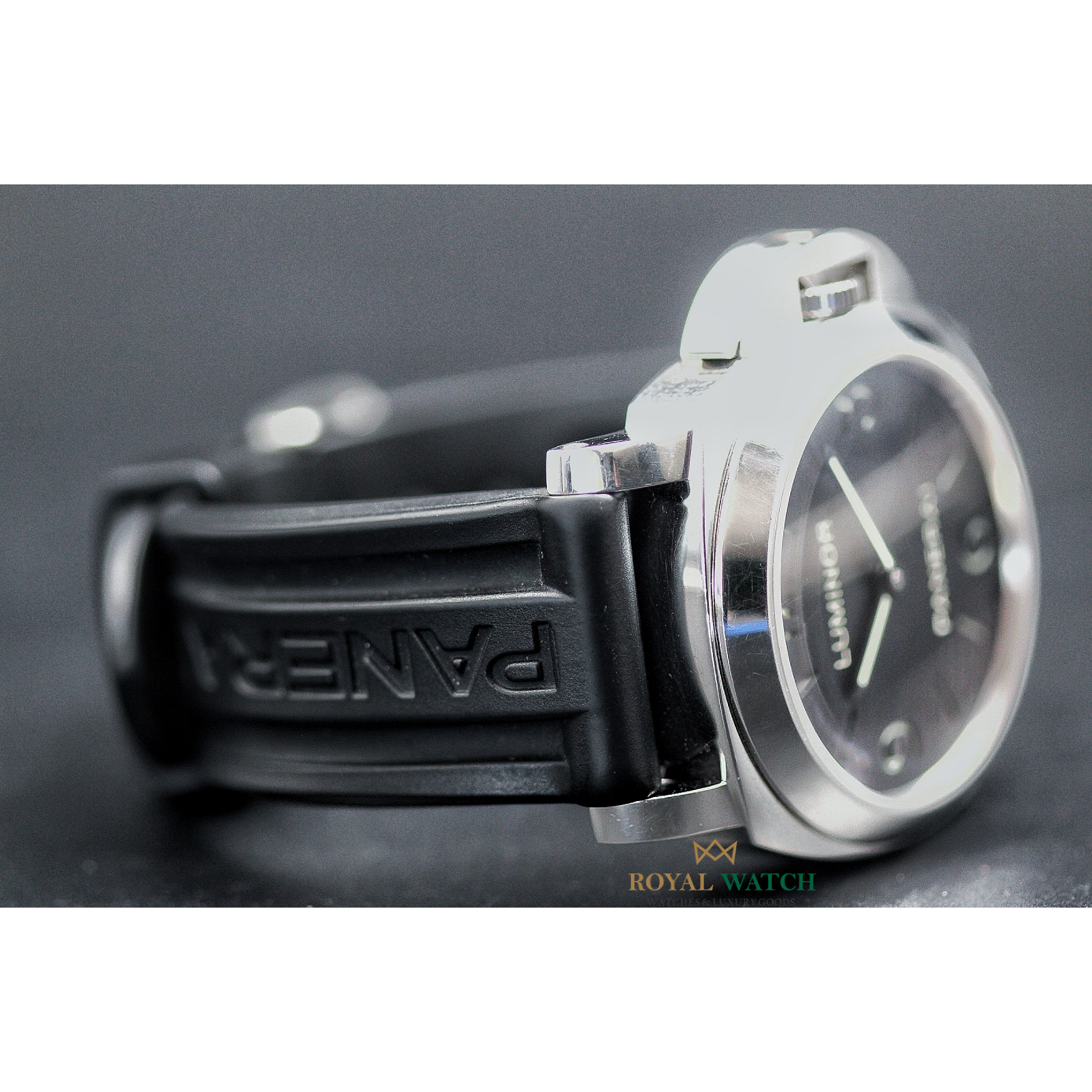 Panerai Luminor Base Manual Wind (Pre-Owned)