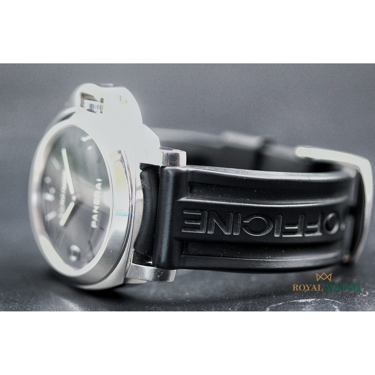 Panerai Luminor Base Manual Wind (Pre-Owned)