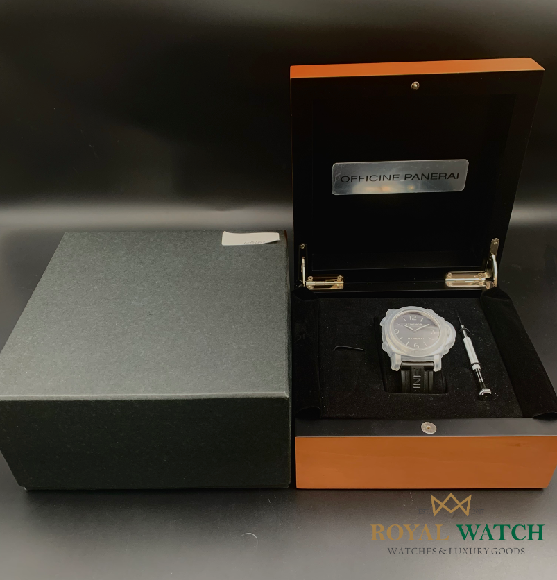 Panerai Luminor Base Manual Wind (Pre-Owned)