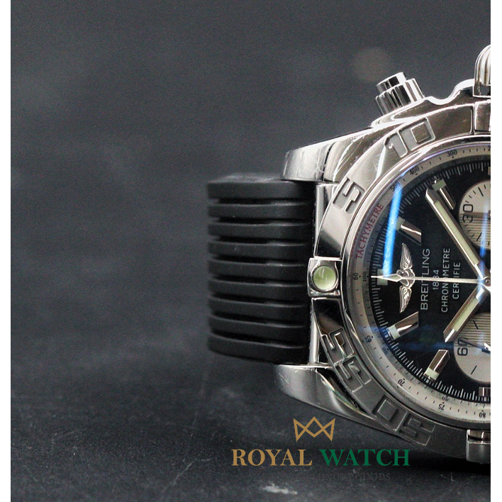 Breitling Chronomat 44 (Pre-Owned)