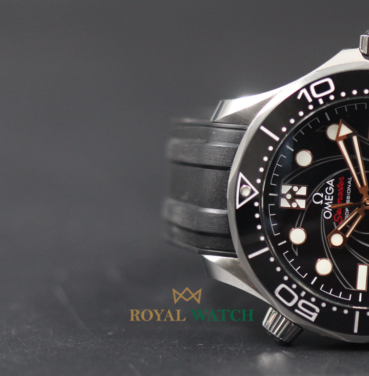 Omega Seamaster Diver 300m James Bond Limited Edition (Pre-Owned)