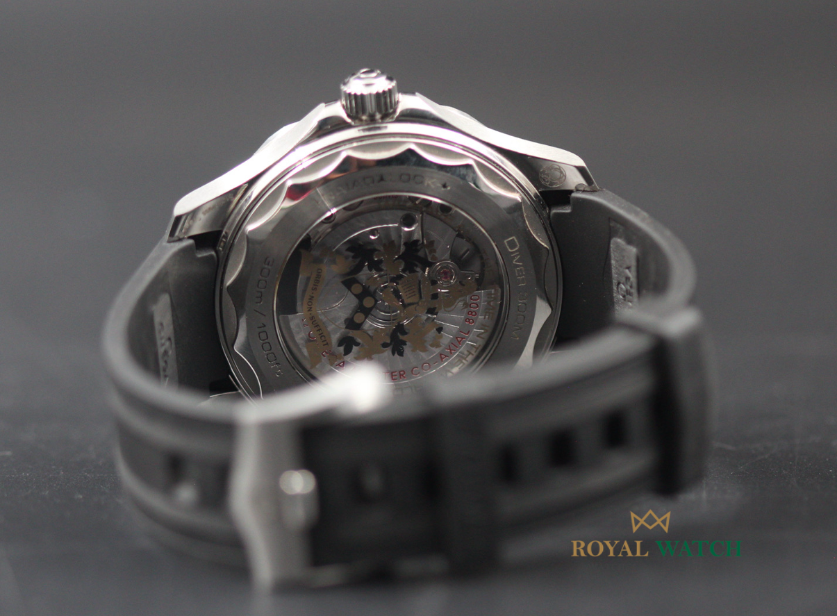Omega Seamaster Diver 300m James Bond Limited Edition (Pre-Owned)