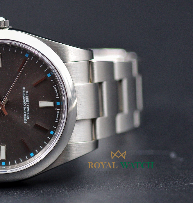 Rolex Oyster Perpetual 39 Rhodium (Pre-Owned)