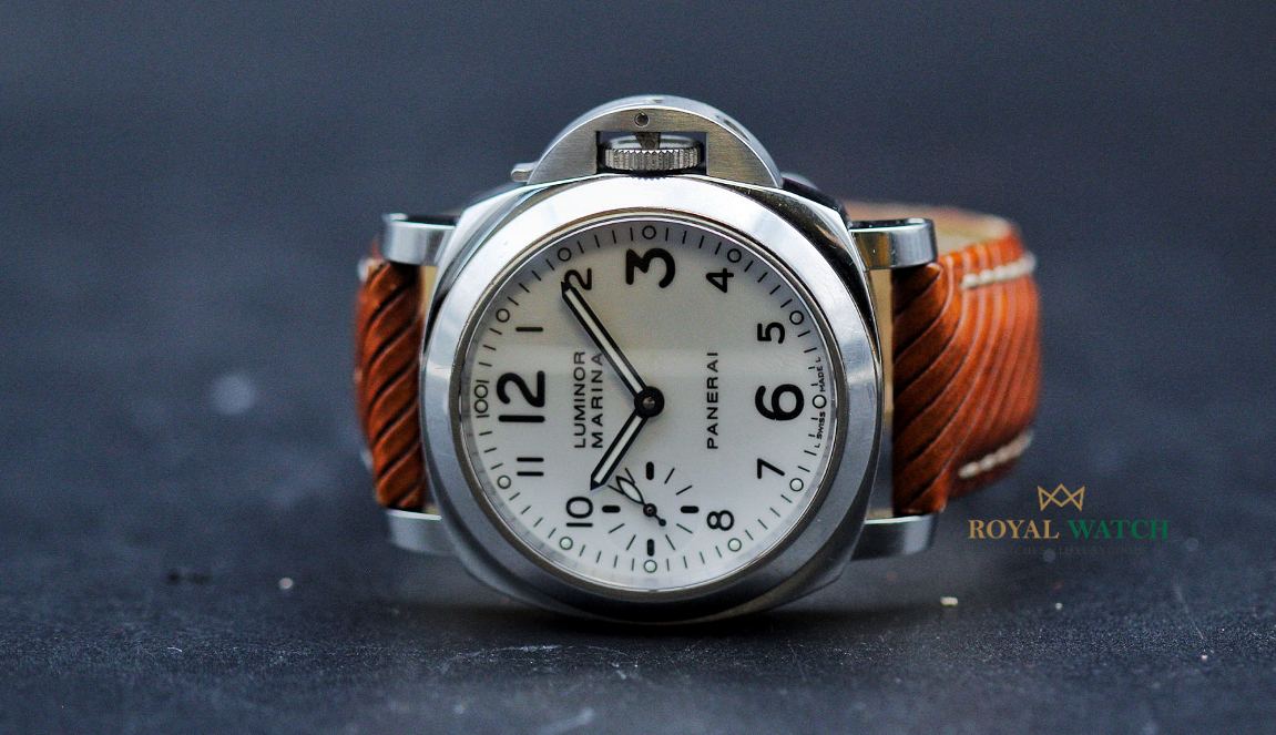 Panerai Luminor Marina 44 (Pre-Owned)