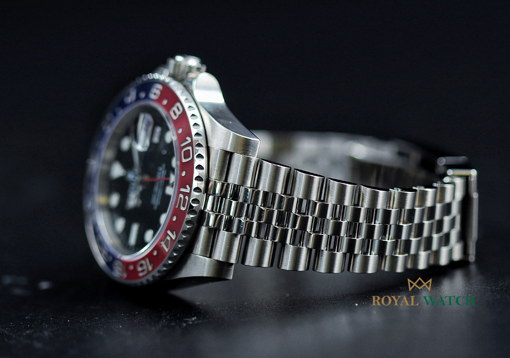 Rolex GMT-Master II "Pepsi" (Pre-Owned)