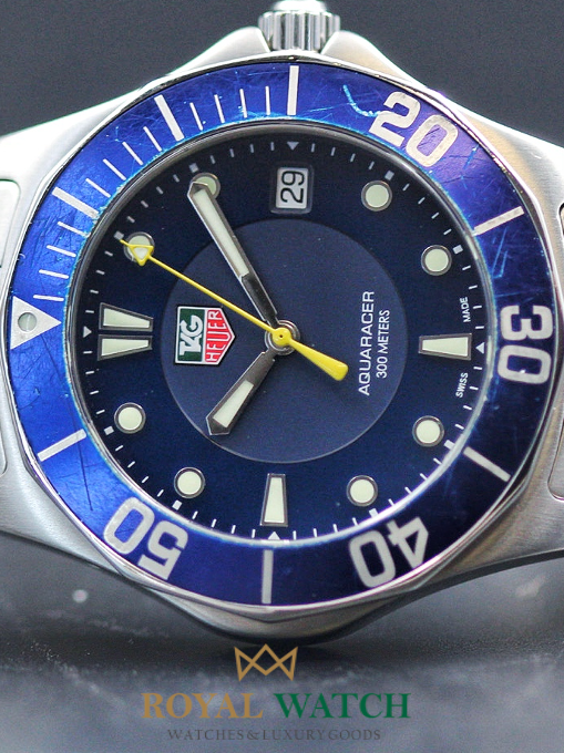 Tag Heuer Aquaracer Quartz (Pre-Owned)