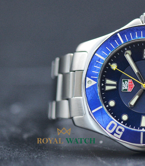 Tag Heuer Aquaracer Quartz (Pre-Owned)