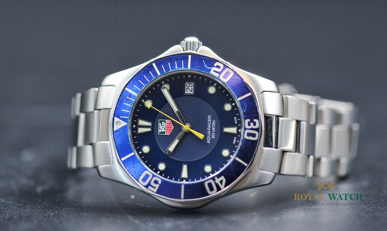Tag Heuer Aquaracer Quartz (Pre-Owned)