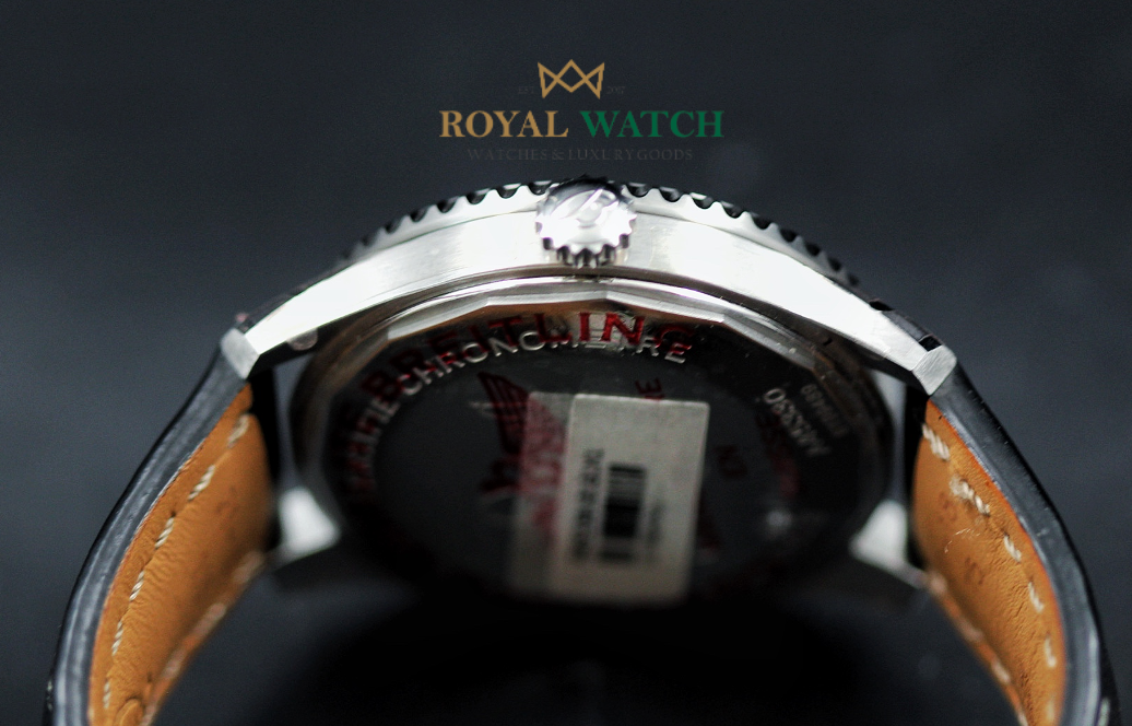 Breitling Aviator 8 Automatic Day & Date 41 - A45330/101B1X1 (New)