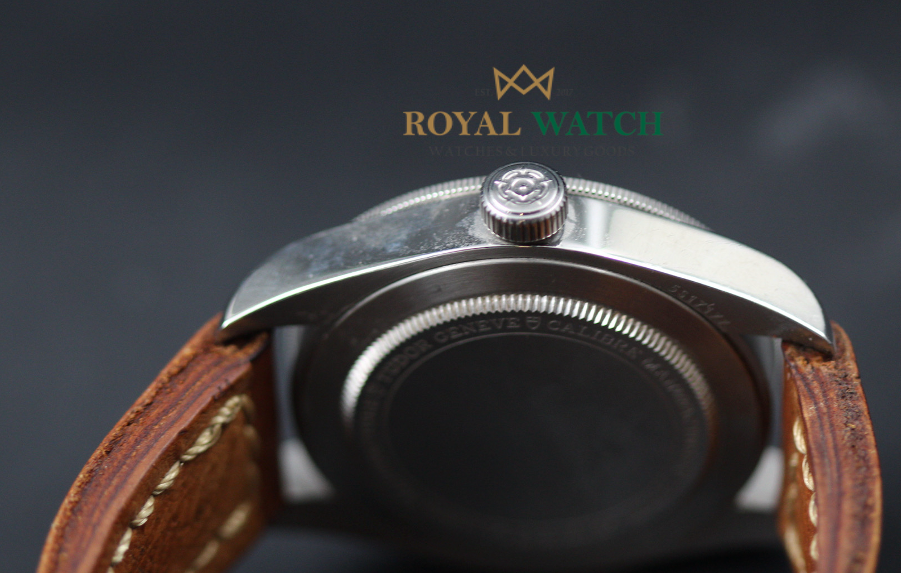 Tudor Black Bay 58 Black on Leather (Pre-Owned)