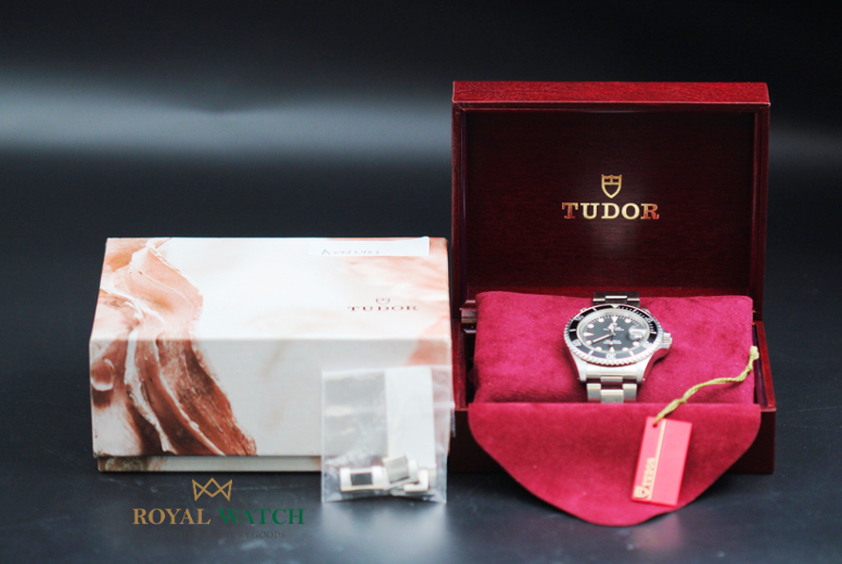 Tudor Submariner 79190 (Pre-Owned)