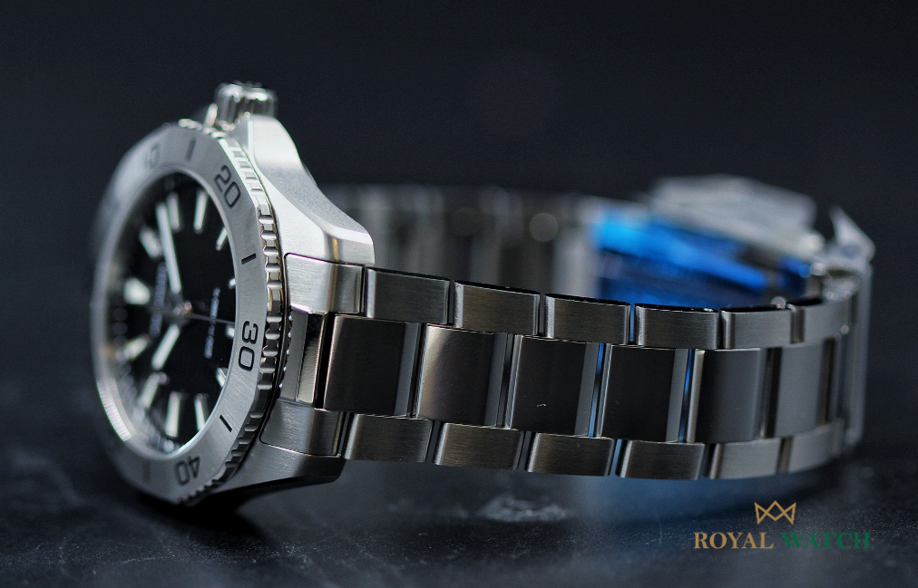 Tag Heuer Aquaracer Professional 200 - WBP1110.BA0627 (New)