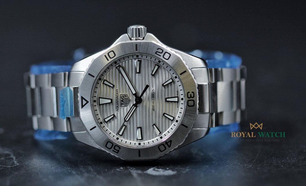 Tag Heuer Aquaracer Professional 200 - WBP1111.BA0627 (New)