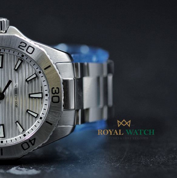 Tag Heuer Aquaracer Professional 200 - WBP1111.BA0627 (New)