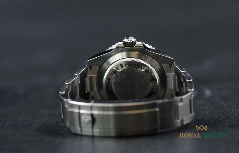 Rolex Sea-Dweller 4000 Ceramic (Pre-Owned)