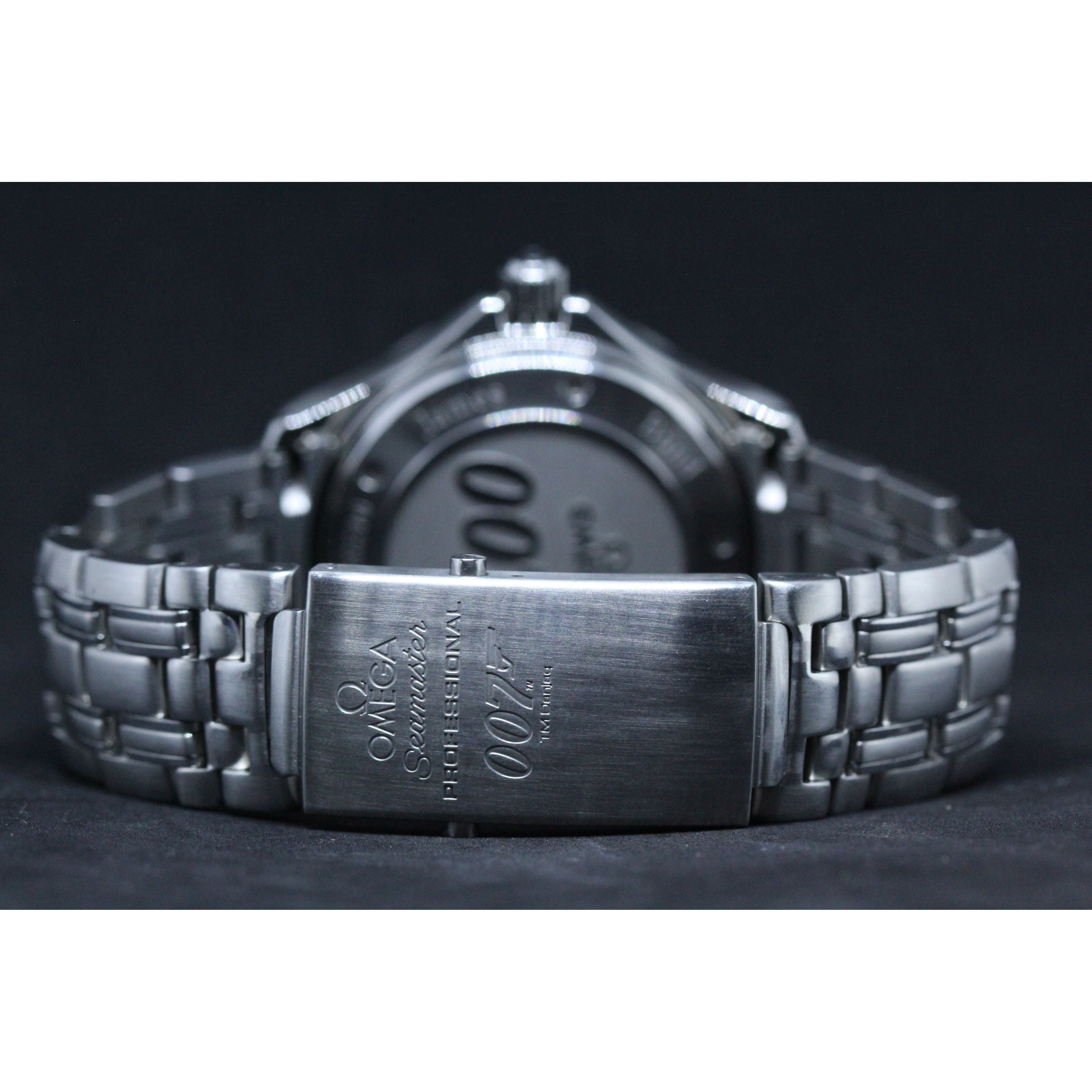 Omega Seamaster Professional James Bond 007 (Pre-Owned)