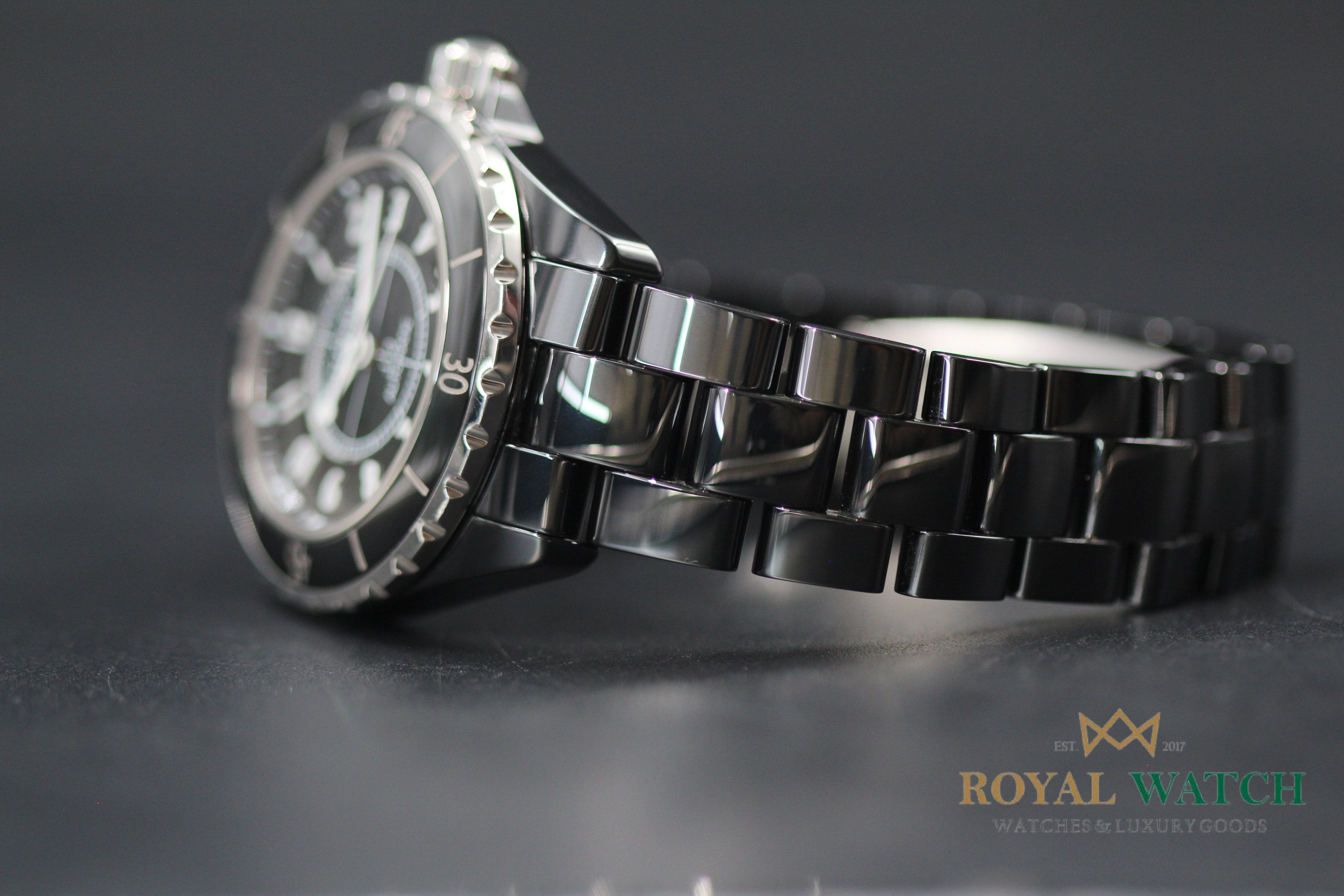 Chanel J12 38mm Black - H0685 (Pre-Owned)