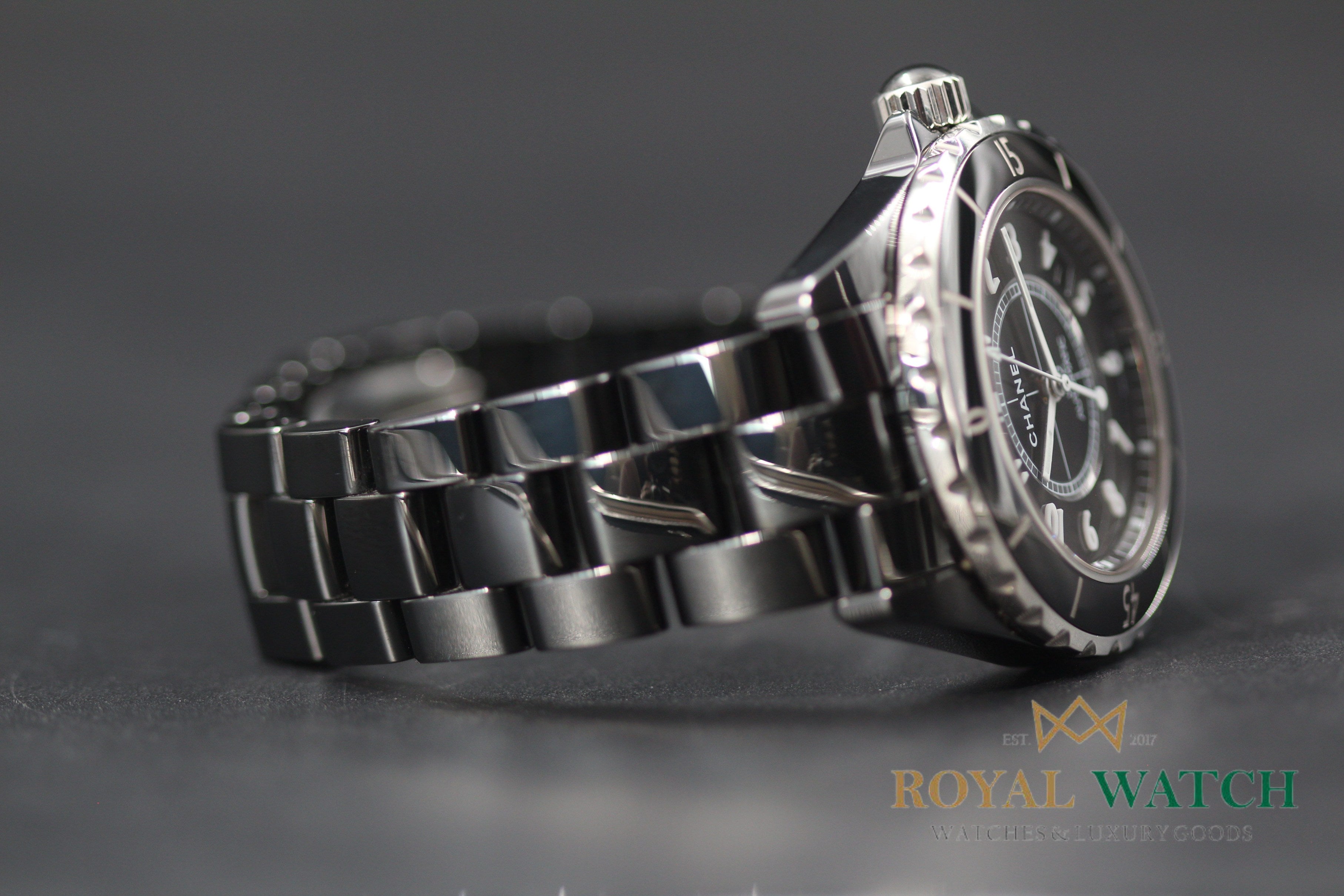 Chanel J12 38mm Black - H0685 (Pre-Owned)