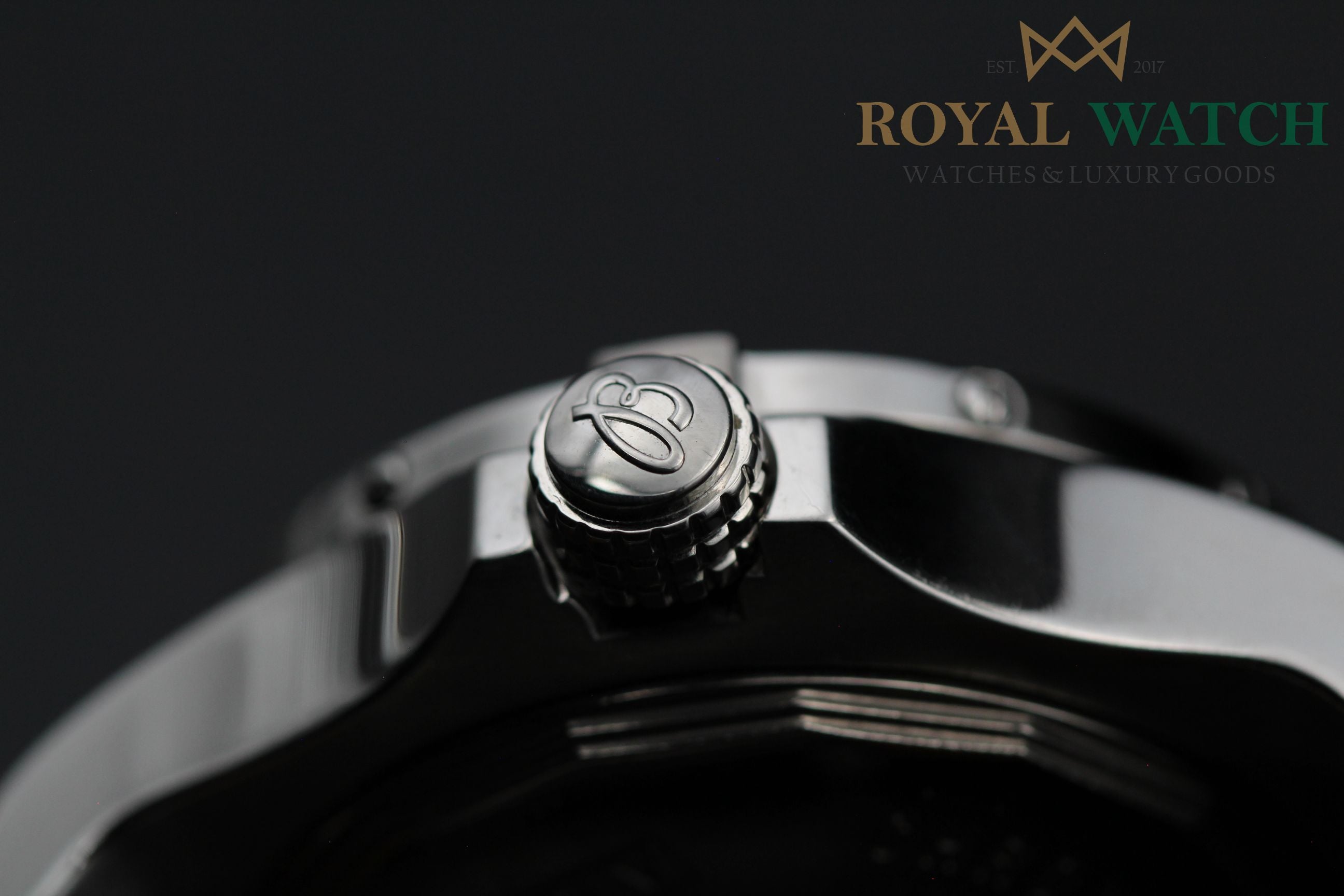 Breitling Avenger Seawolf - A17330 (Pre-Owned)