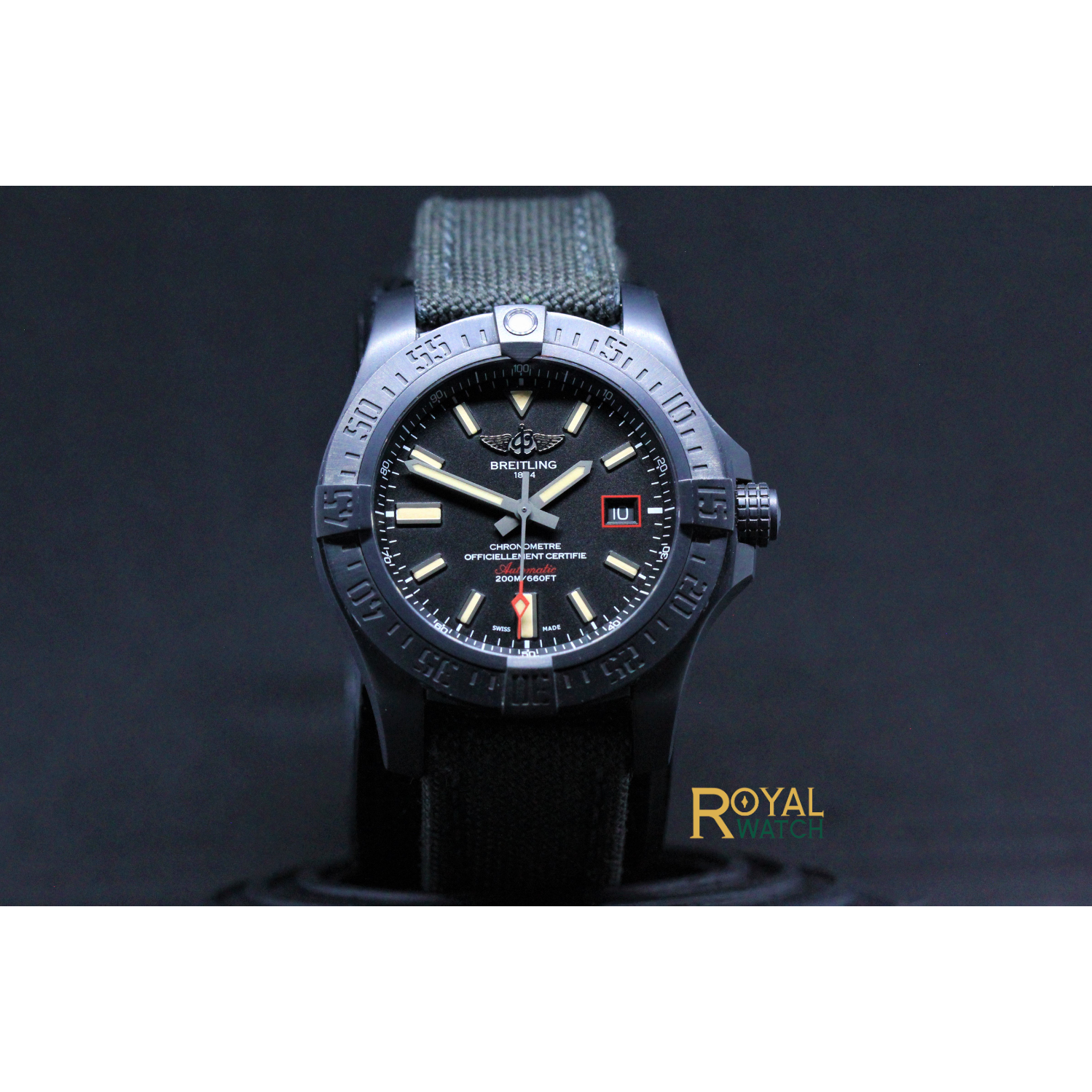 Breitling Avenger Blackbird  (Pre-Owned)