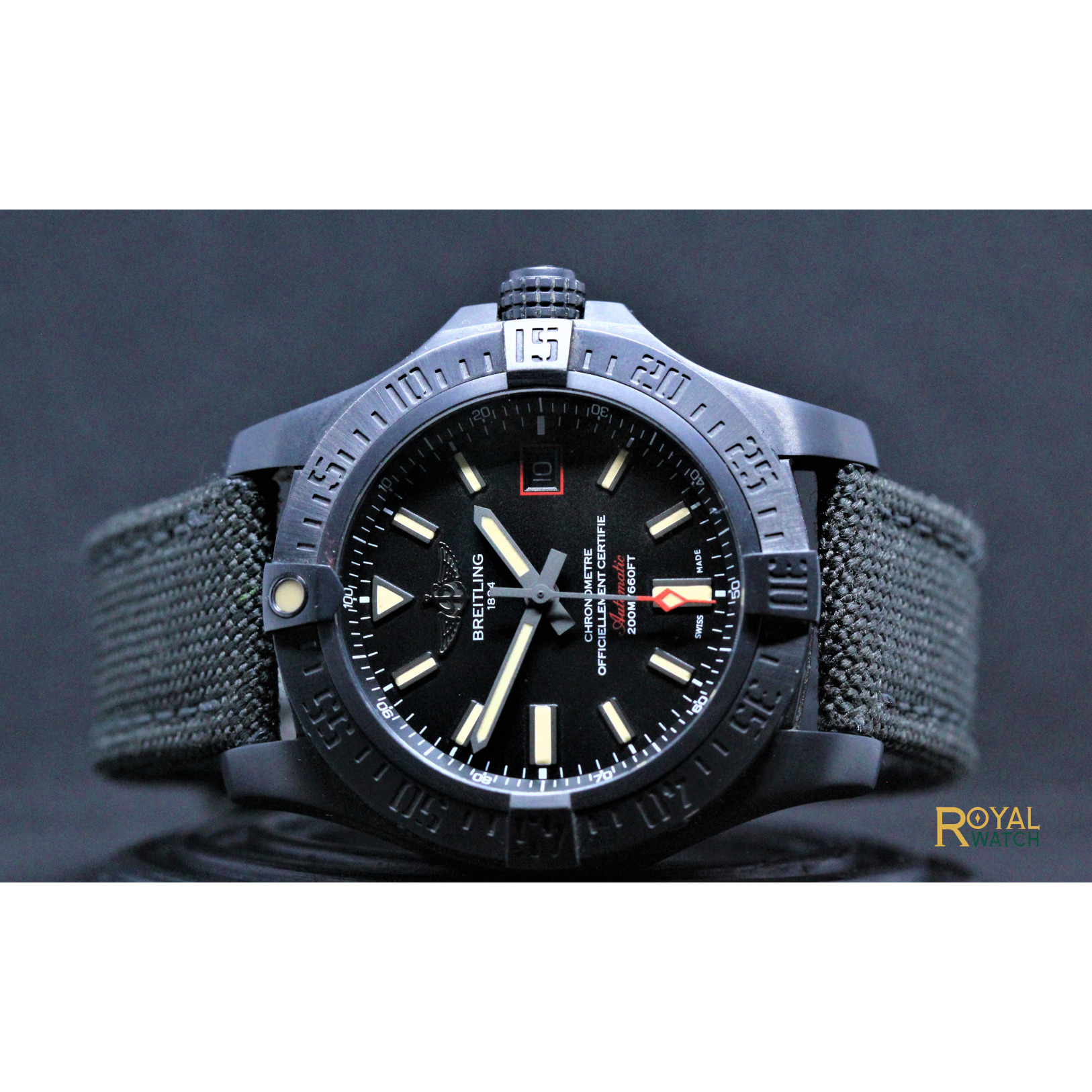 Breitling Avenger Blackbird  (Pre-Owned)