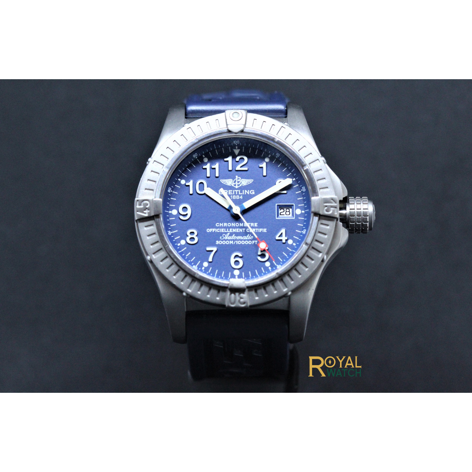 Breitling Avenger Seawolf Titanium (Pre-Owned)