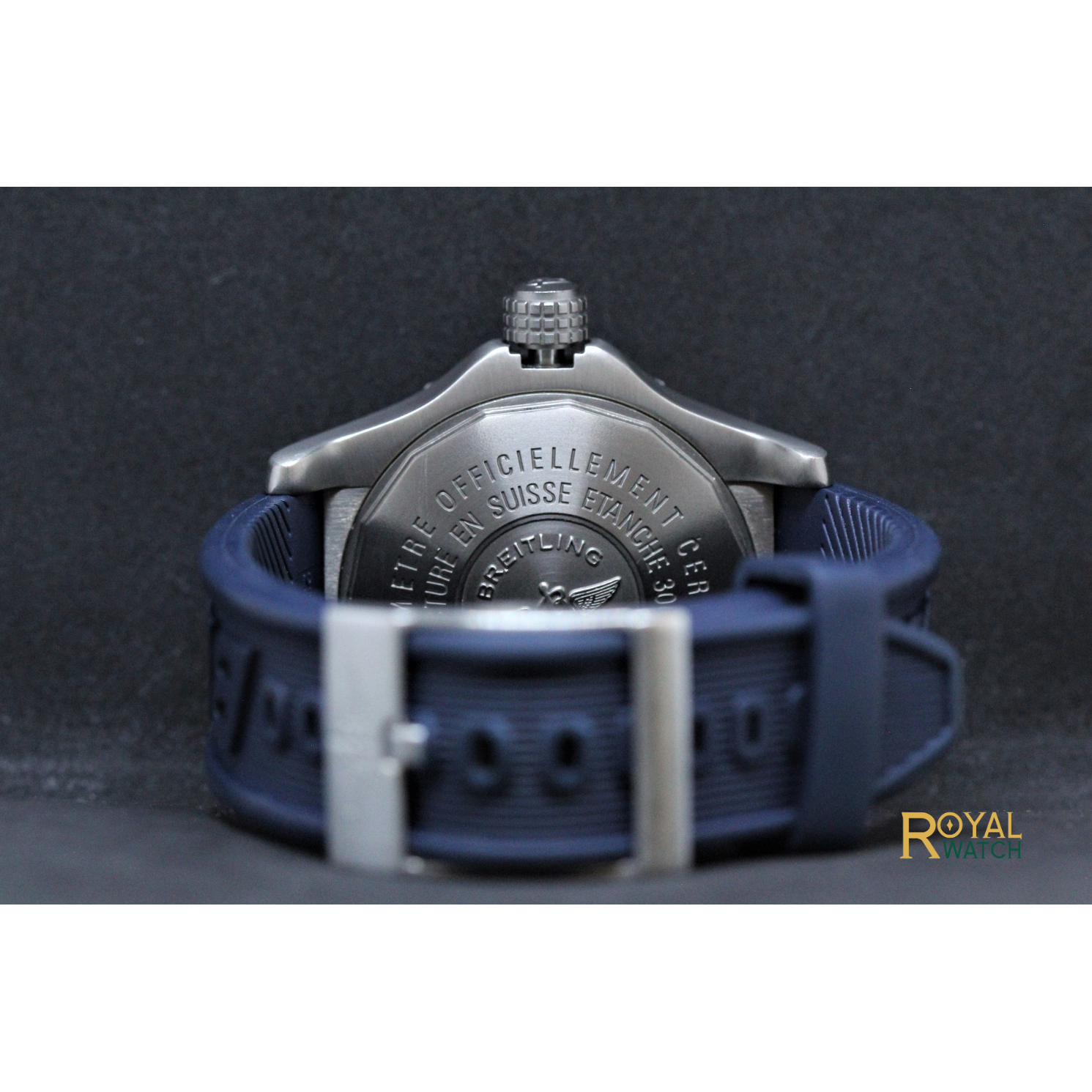 Breitling Avenger Seawolf Titanium (Pre-Owned)