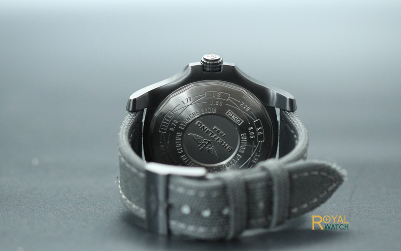 Breitling 2025 blackbird 48mm