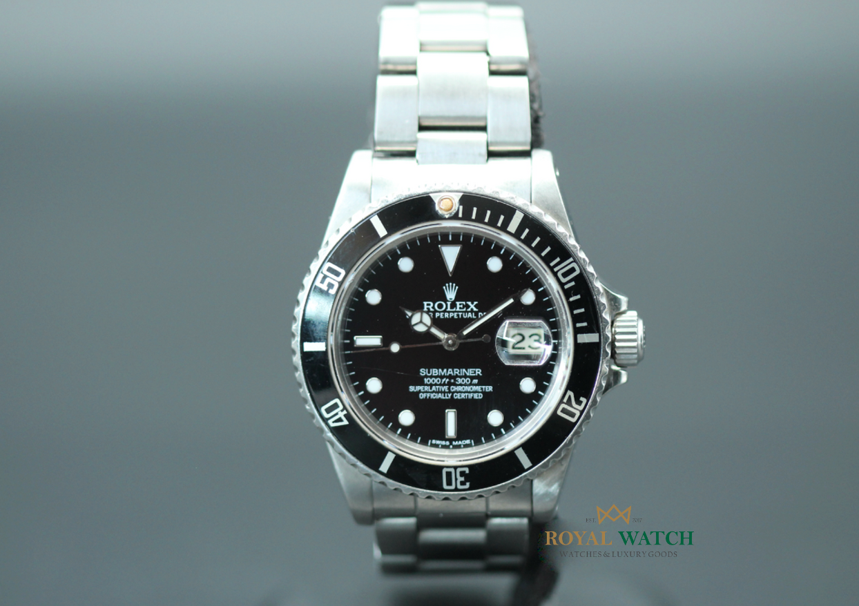 Rolex Submariner Date 16800 (Pre-Owned)