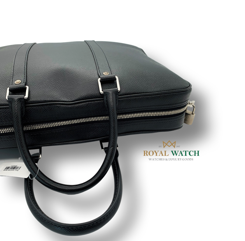 Louis Vuitton Porte-Documents Voyage PM Taiga Leather (Pre-Owned)