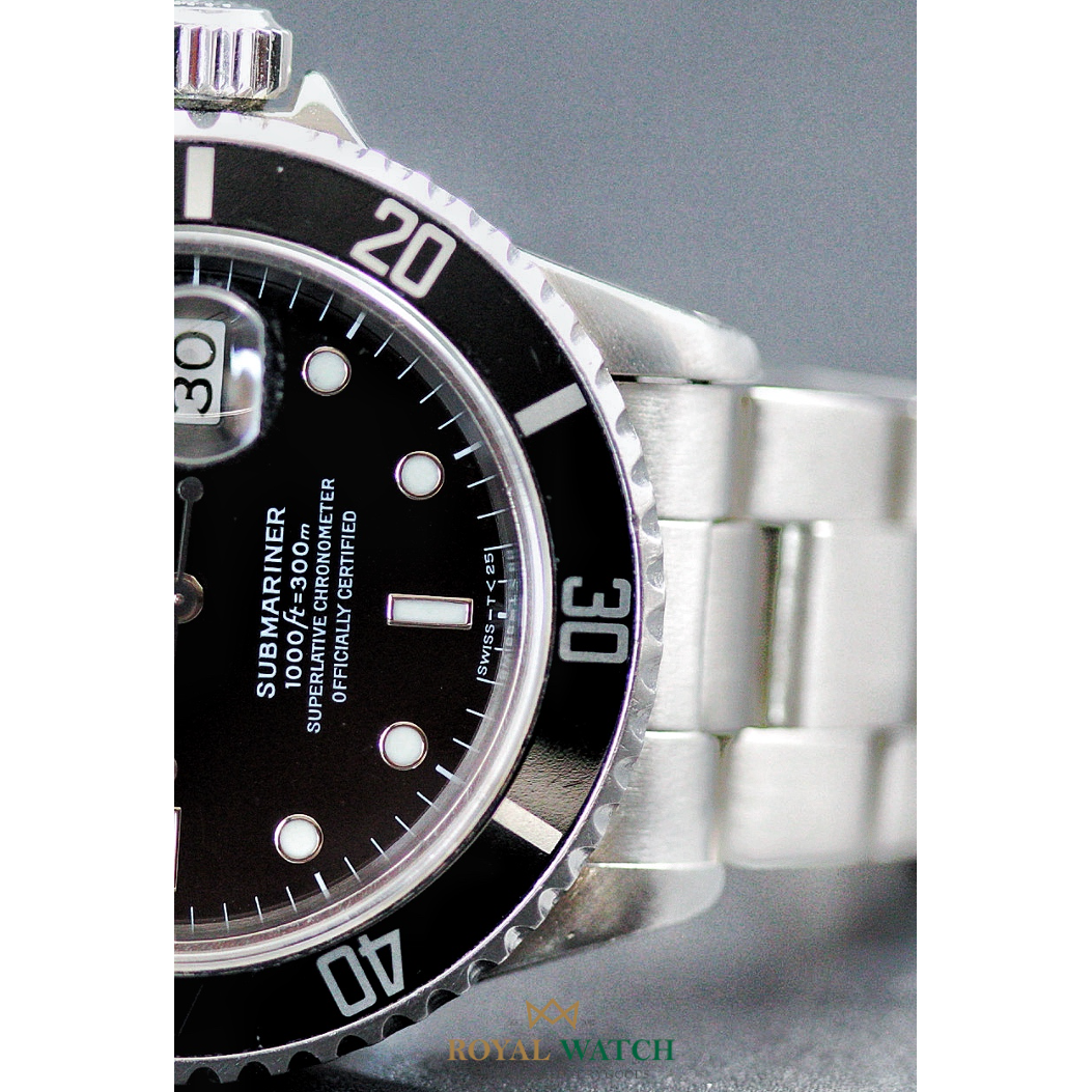 Rolex Submariner Date 16800 (Pre-Owned)
