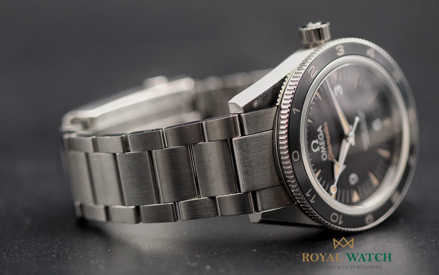 Omega Seamaster 300 Spectre (Pre-Owned)