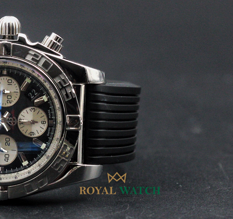 Breitling Chronomat 44 (Pre-Owned)