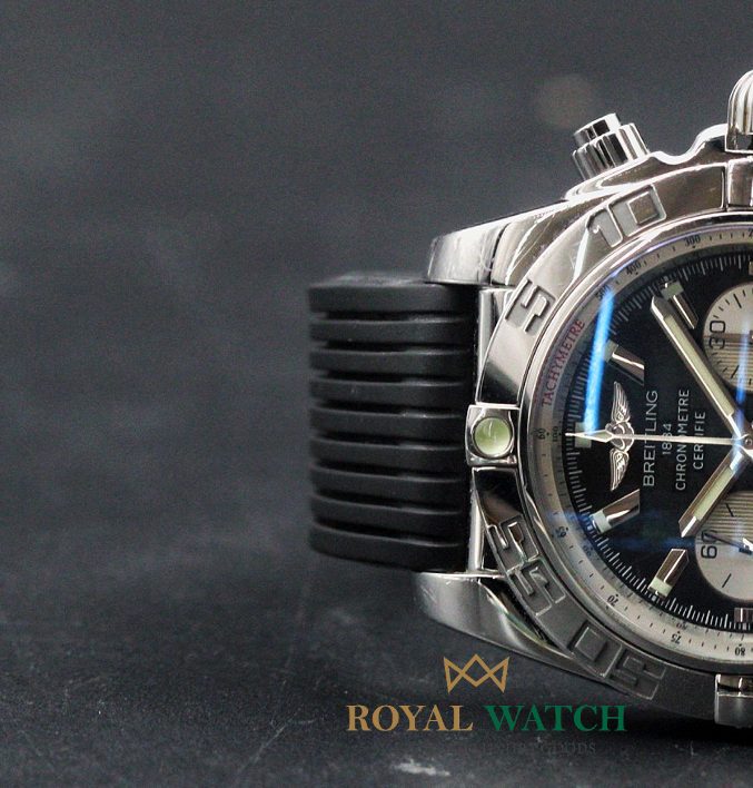 Breitling Chronomat 44 (Pre-Owned)