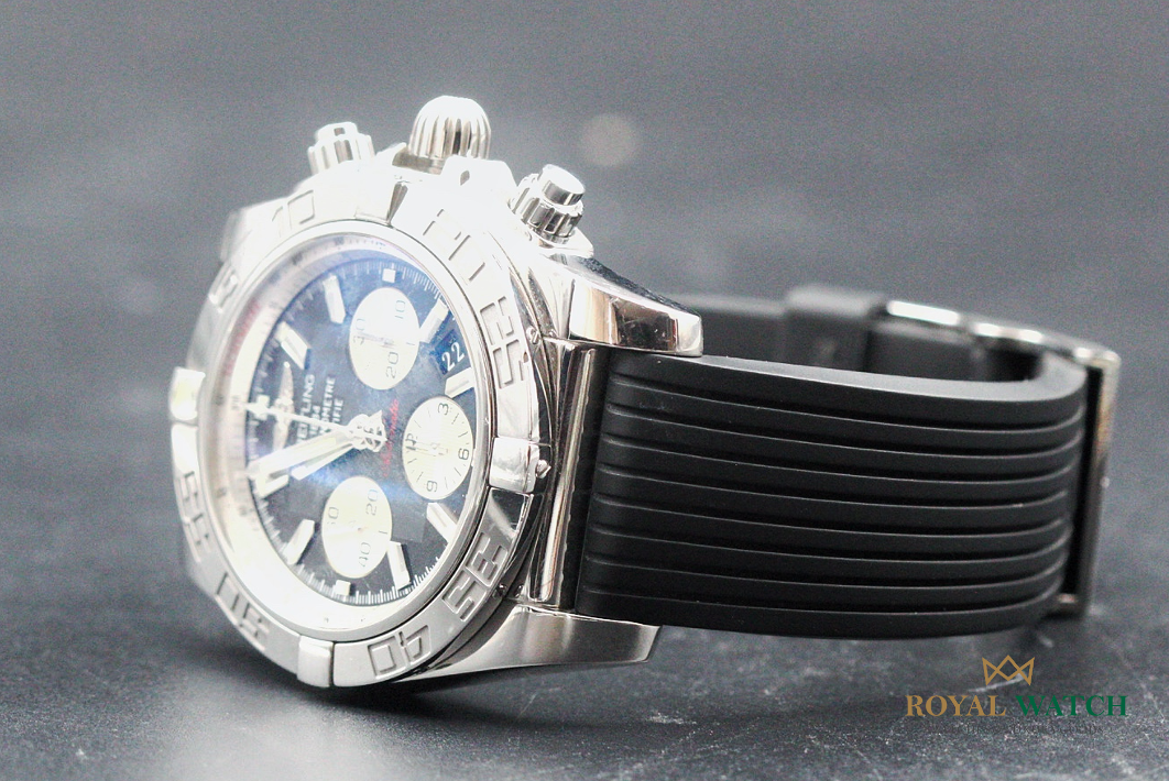 Breitling Chronomat 44 (Pre-Owned)