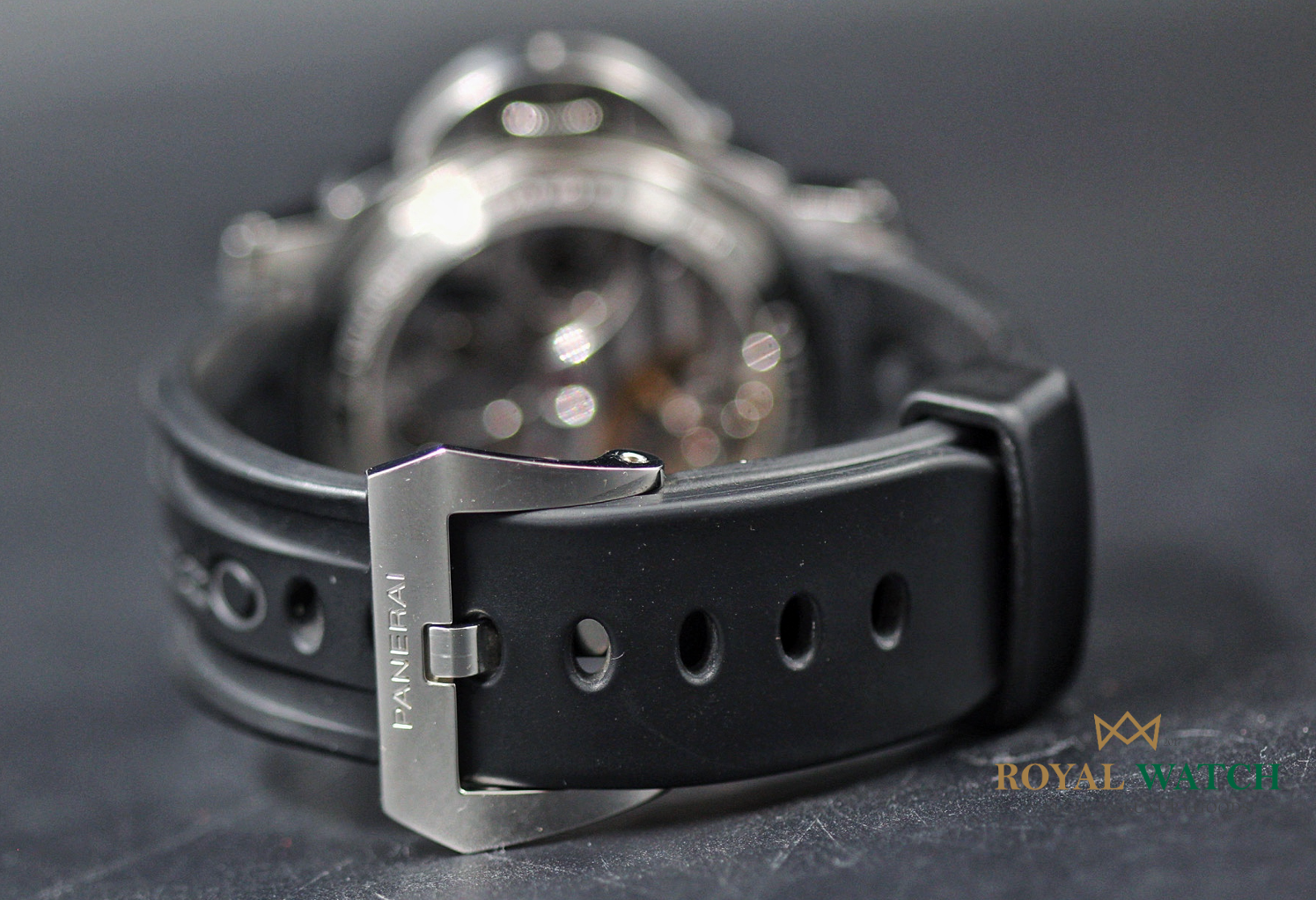 Panerai Luminor Base Manual Wind (Pre-Owned)