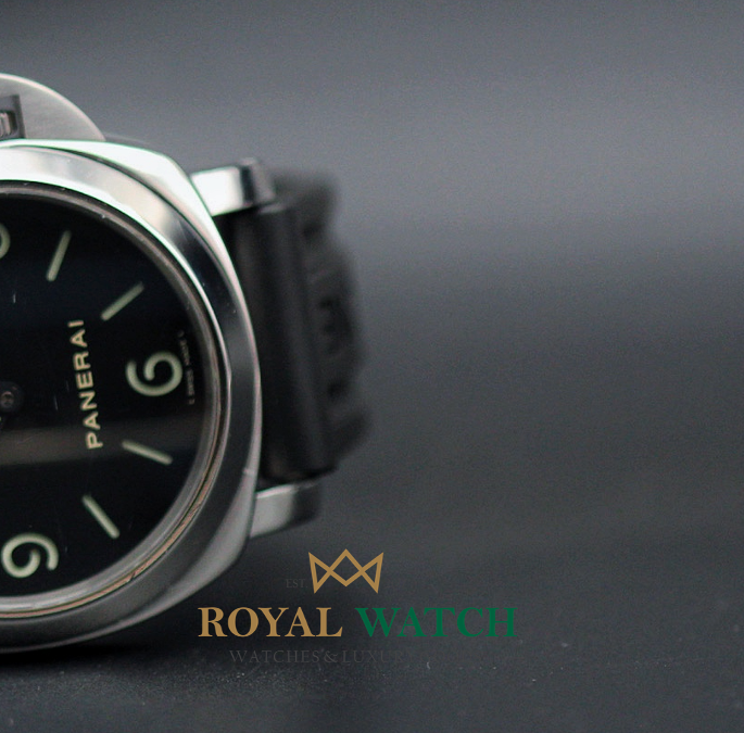 Panerai Luminor Base Manual Wind (Pre-Owned)