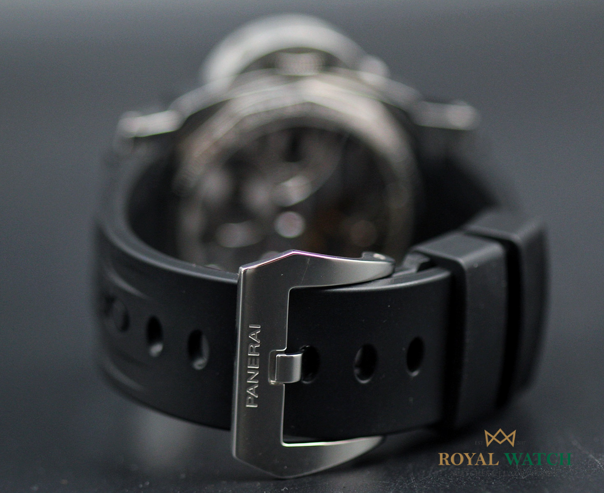 Panerai Luminor Base Manual Wind (Pre-Owned)