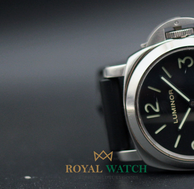 Panerai Luminor Base Manual Wind (Pre-Owned)