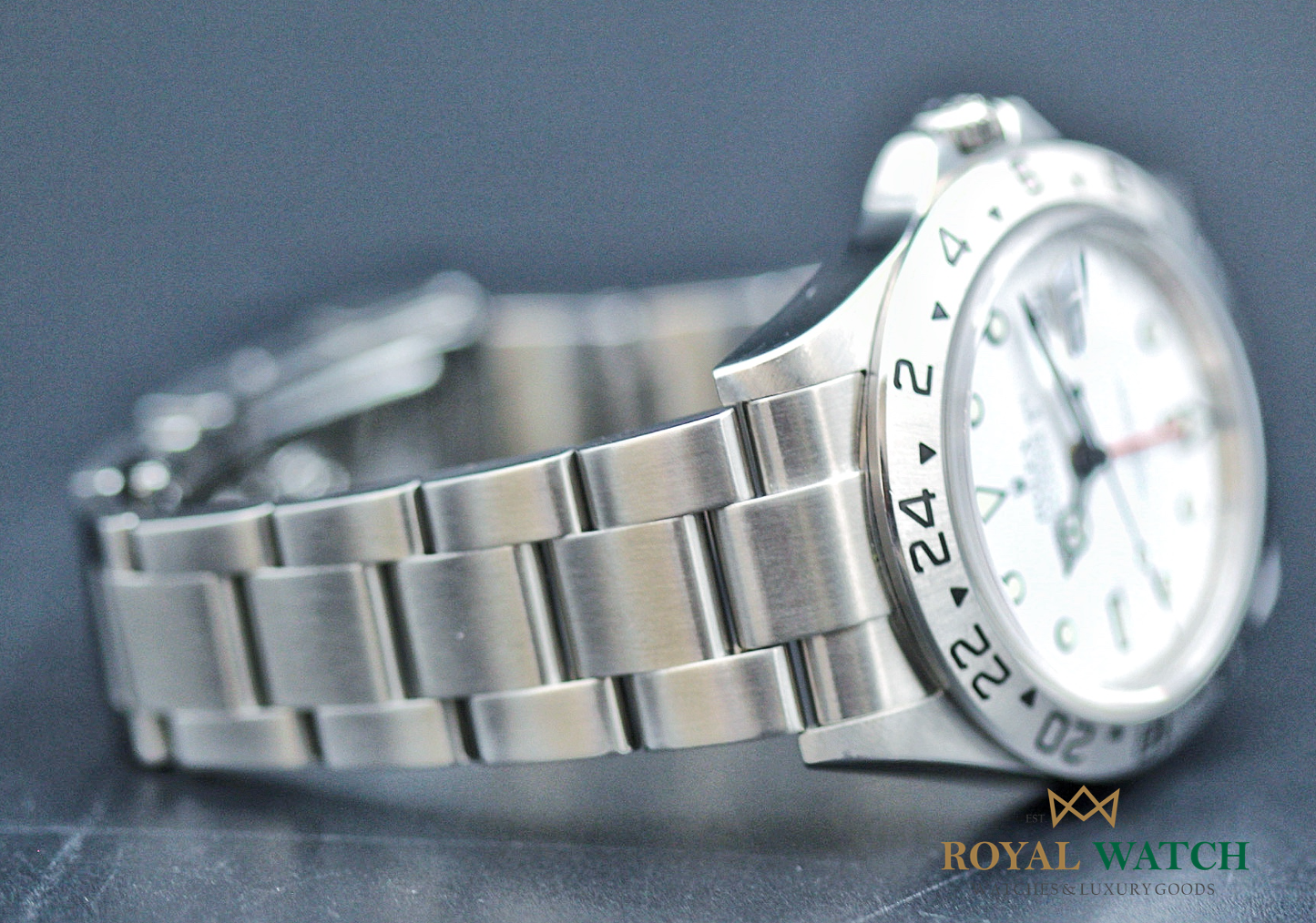 Rolex Explorer II Polar 3186 (Pre-Owned)